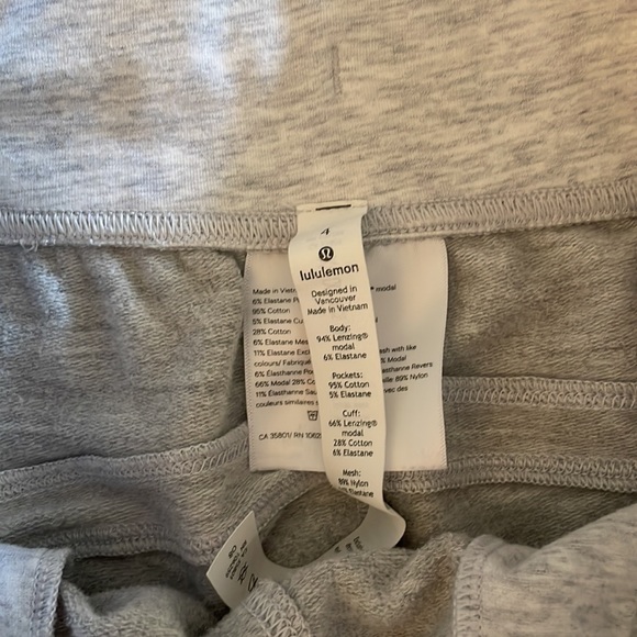 Lululemon Joggers EUC - Picture 3 of 3